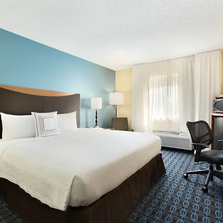 Fairfield Inn & Suites Midland-3