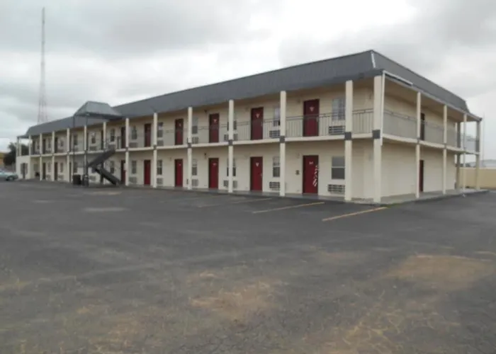 Knights Inn Midland